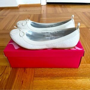 Brand new ballet flats, girls